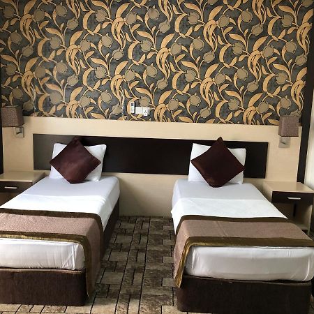 Shapol Hotel Erbil Esterno foto