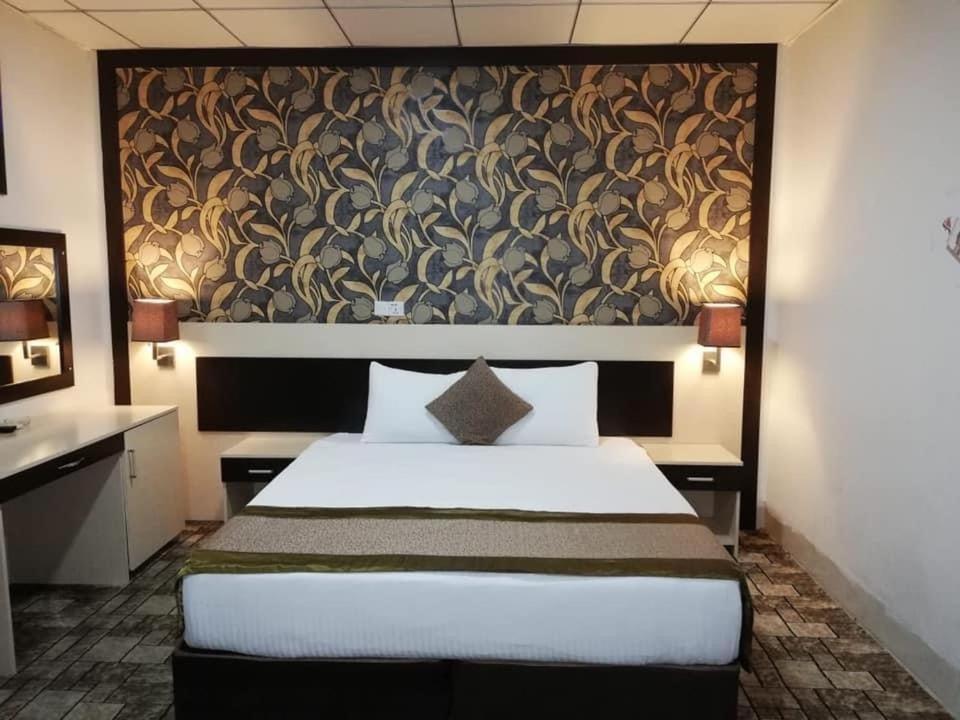 Shapol Hotel Erbil Esterno foto